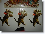 DSC02068 * Tabby kitties with plum pudding were taken from an English paper frieze and converted to magnets. * Tabby kitties with plum pudding were taken from an English paper frieze and converted to magnets. * 1280 x 960 * (556KB)