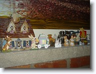 DSC02243 * Another view of the mantle - with more bunnies and a little Easter egg carriage. * Another view of the mantle - with more bunnies and a little Easter egg carriage. * 1280 x 960 * (564KB)