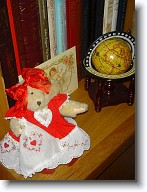 DSC02197 * That's little Muffy bear dressed in her Valentine gown. * That's little Muffy bear dressed in her Valentine gown. * 960 x 1280 * (304KB)