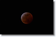 DSC_0716 *  
Object Eclipsing Moon (14.5 days at 100%) 
Telescope Takahashi FSQ-106 EDX III f/5 Astrograph 
Date 2019 January 21 
Camera Nikon D5200 DSLR 
Time 00:12 
Exposure 2 sec at ISO 100 
Notes Super Blood Wolf Moon Total Eclipse. 
 * 4496 x 3000 * (585KB)