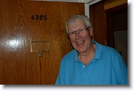 DSC_0712 * Big Bob in his old room. * 2992 x 2000 * (1.94MB)